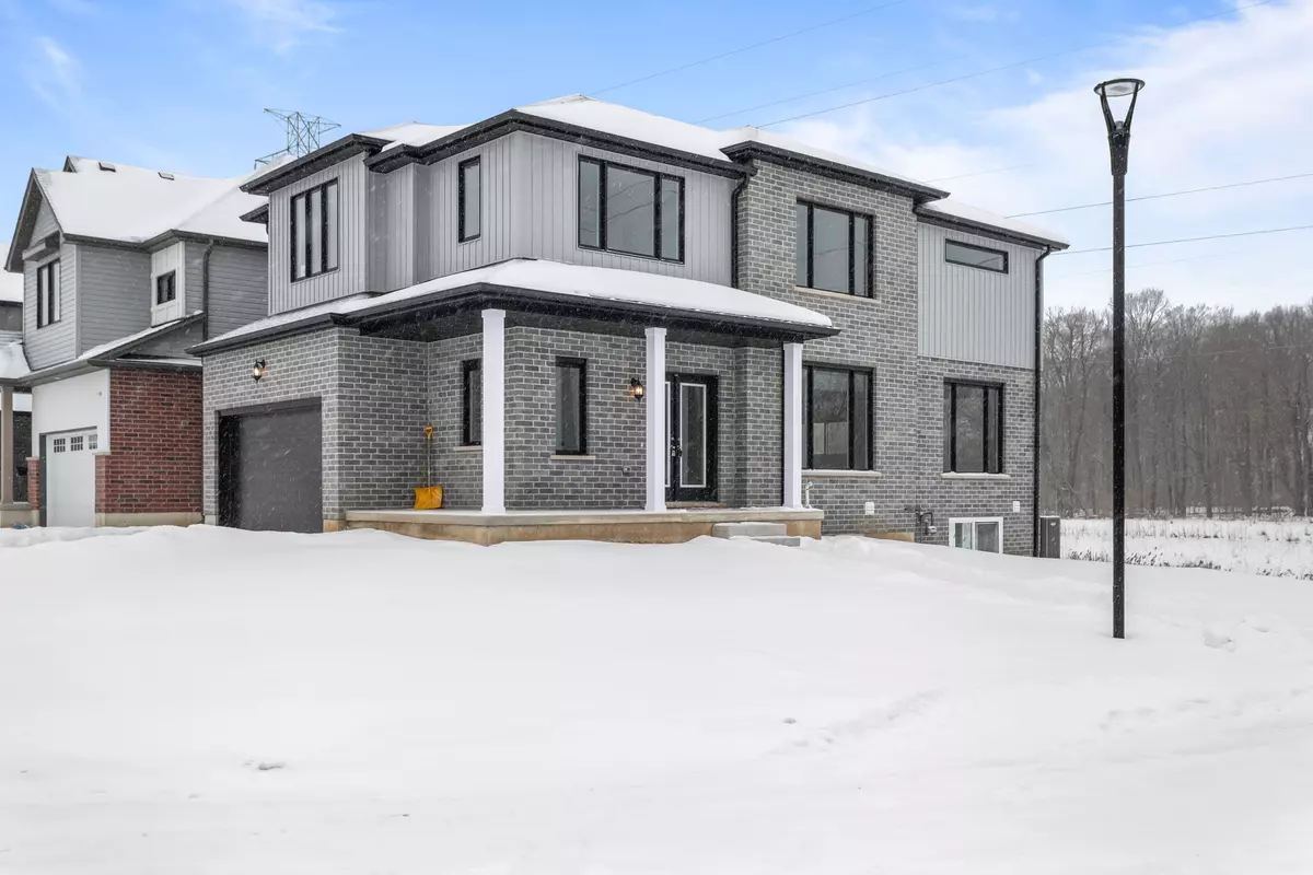 London, ON N6M 0J9,2683 BOBOLINK LN