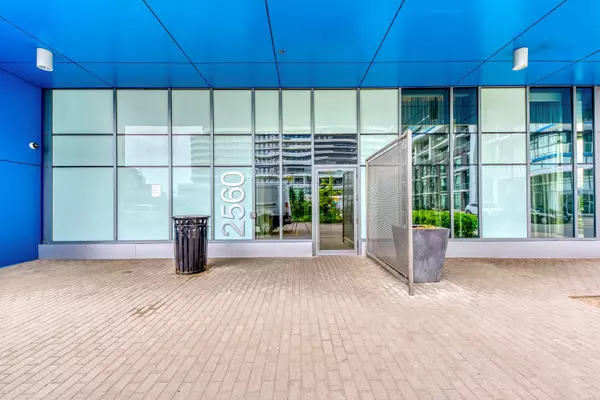 Mississauga, ON L5M 0Y3,2560 Eglinton AVE W #610