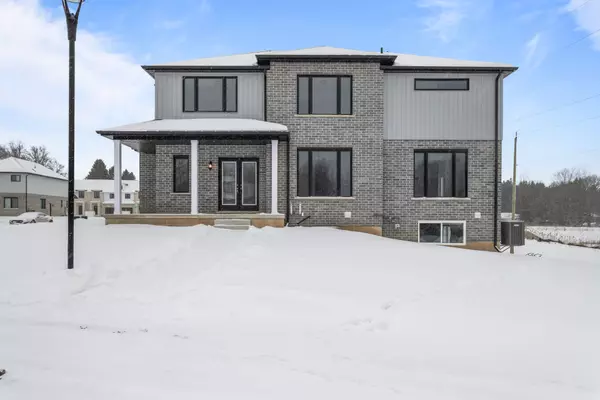 London, ON N6M 0J9,2683 BOBOLINK LN