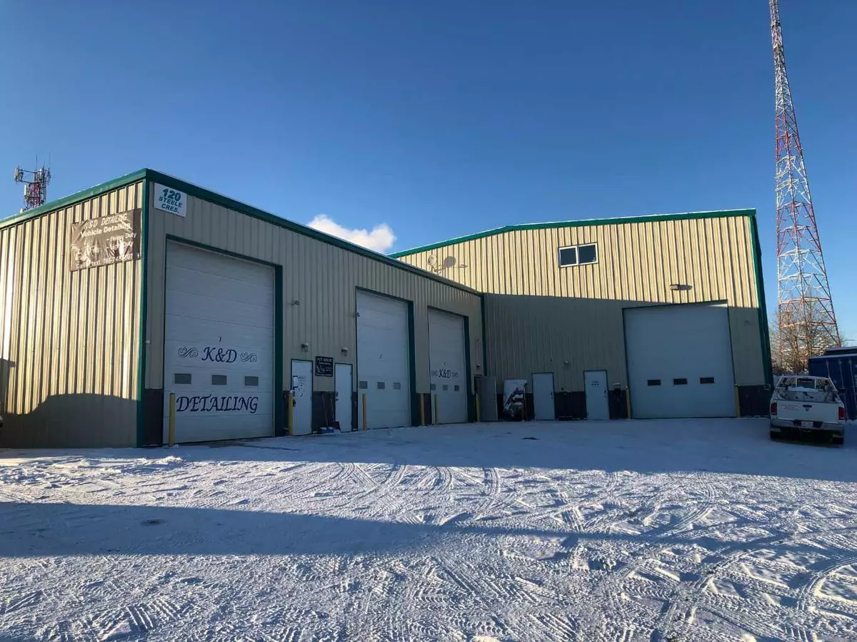 Hinton, AB T7V 2G5,120 Steele CRES