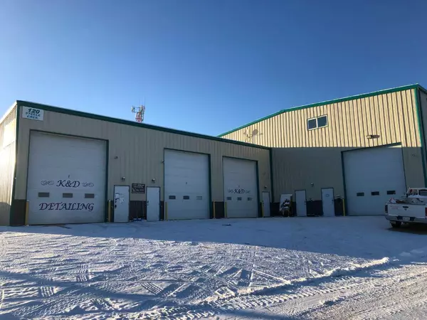 Hinton, AB T7V 2G5,120 Steele CRES