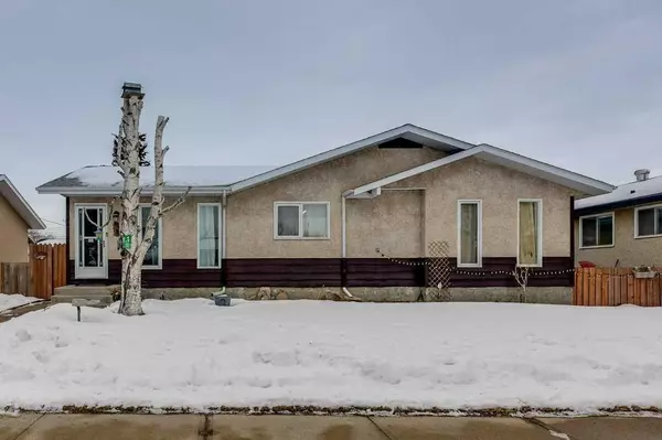 5305 Poplar AVE, Blackfalds, AB T0M 0J0