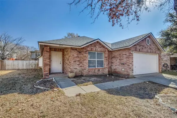 2604 Stone Creek Lane, Corinth, TX 76210