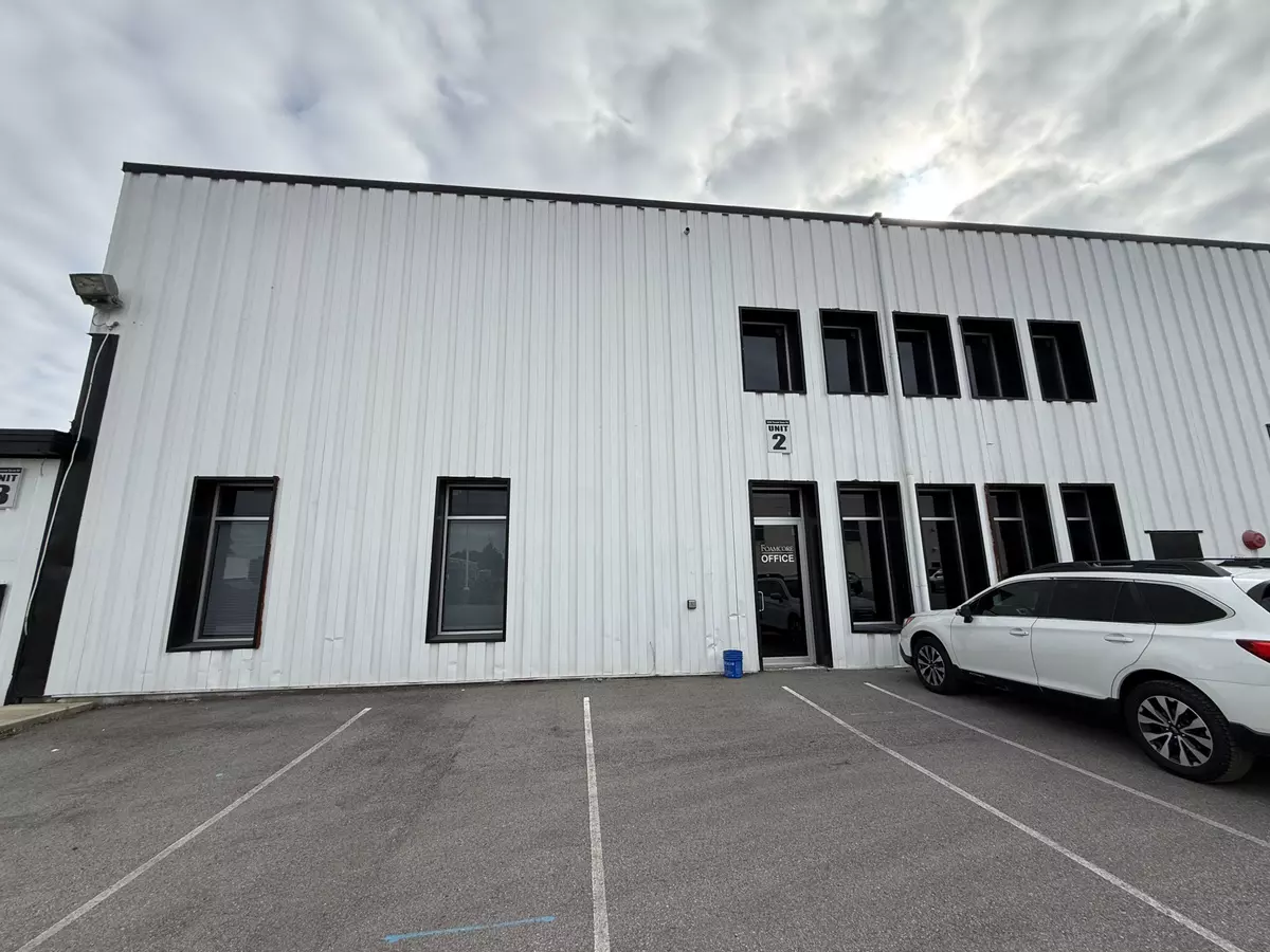 Niagara Falls, ON L2J 1A2,5900 Thorold Stone RD #2C
