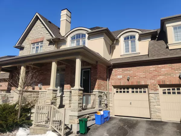 4 Grigglestone LN, Ajax, ON L1T 0L1