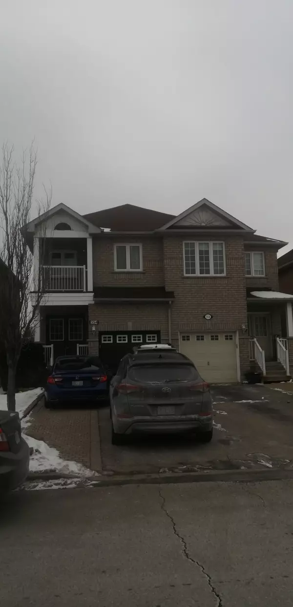 354 Oaktree CIR #Bsmt, Mississauga, ON L5W 1V6