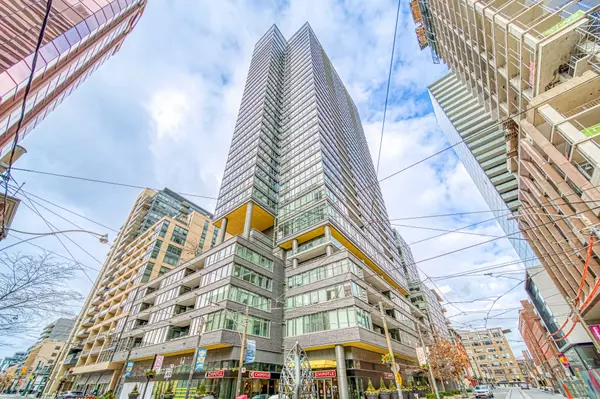 8 Charlotte ST #3303, Toronto C01, ON M5V 0K4