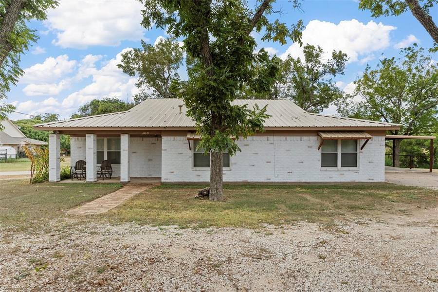 1101 N Marable Street, West, TX 76691