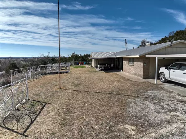 Cranfills Gap, TX 76637,106 Bronstad Street