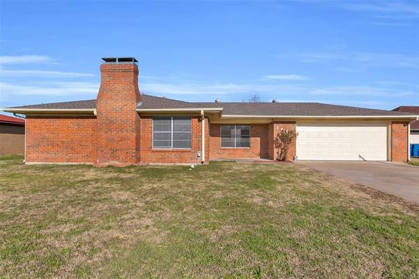 1413 S Benton Street, Corsicana, TX 75110