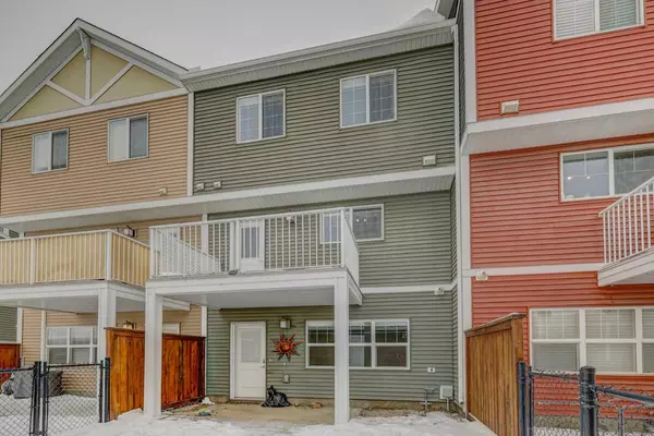 Airdrie, AB T4B 4A8,135 Baysprings TER