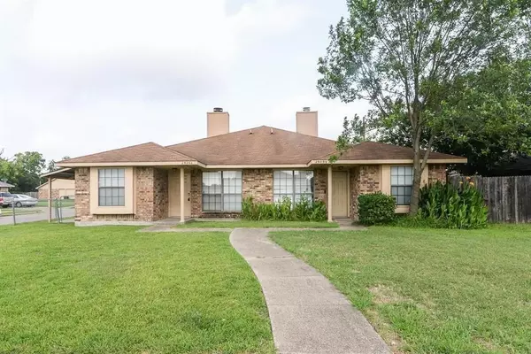 2509 Stanford Street #A, Rowlett, TX 75088