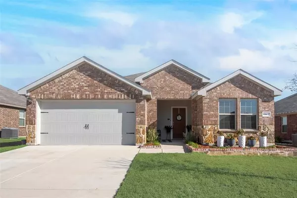 1207 Willowbend Way, Royse City, TX 75189