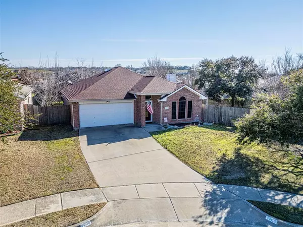 1204 Bayberry Way, Midlothian, TX 76065