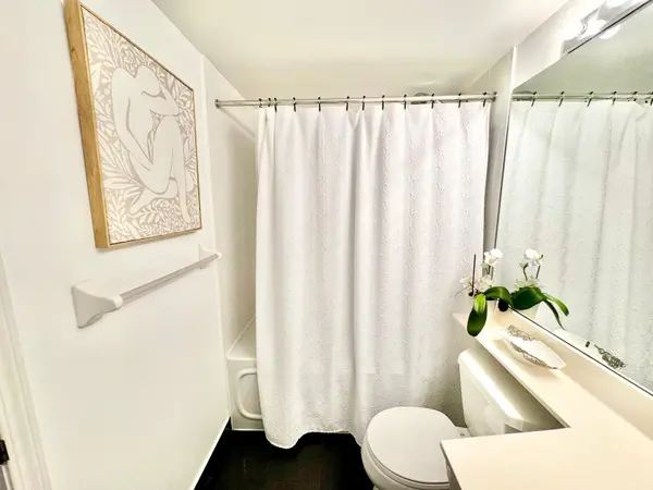 28 Harrison Garden BLVD #312, Toronto C14, ON M2N 7B5