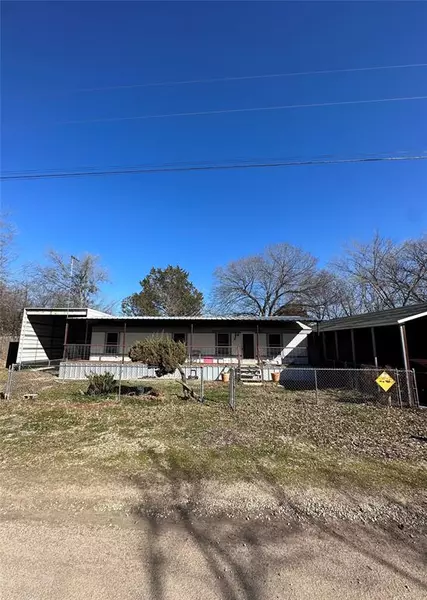 120 Ebner Street, Graford, TX 76449