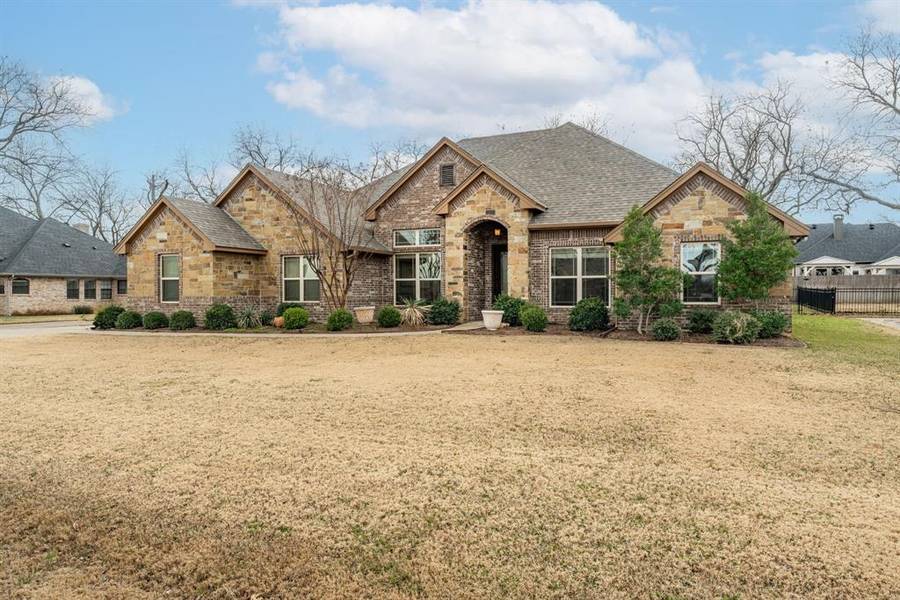 5604 Wedgefield Road, Granbury, TX 76049