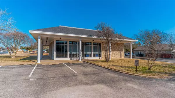 Granbury, TX 76048,301 S Morgan Street