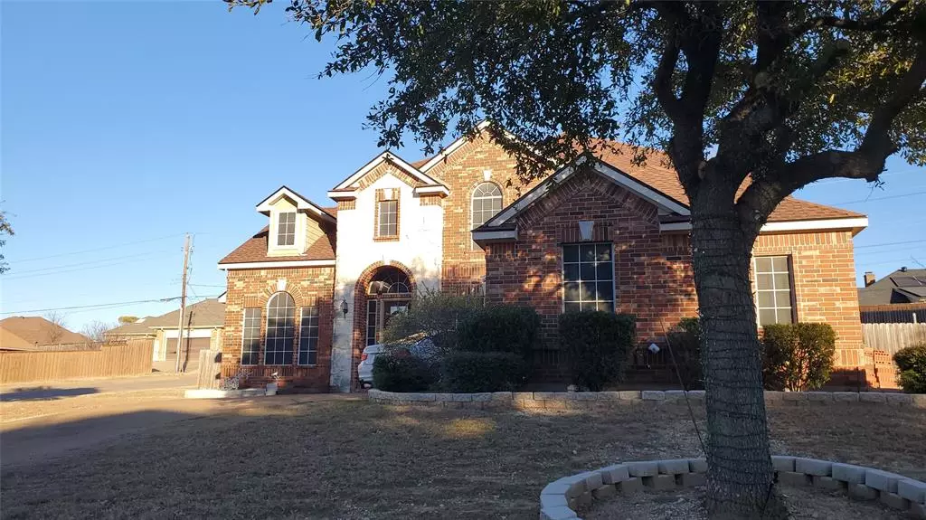 950 Marisa Lane, Desoto, TX 75115