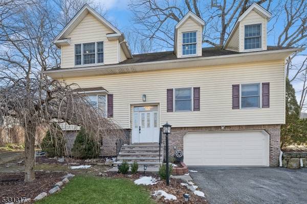 114 Papscoe Rd, West Milford Twp., NJ 07421