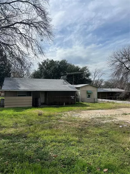 201 Highway 114 W, Aurora, TX 76078