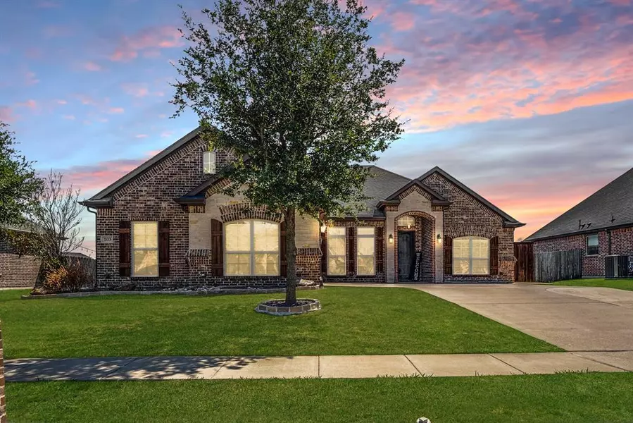 103 Abbey Road, Waxahachie, TX 75165