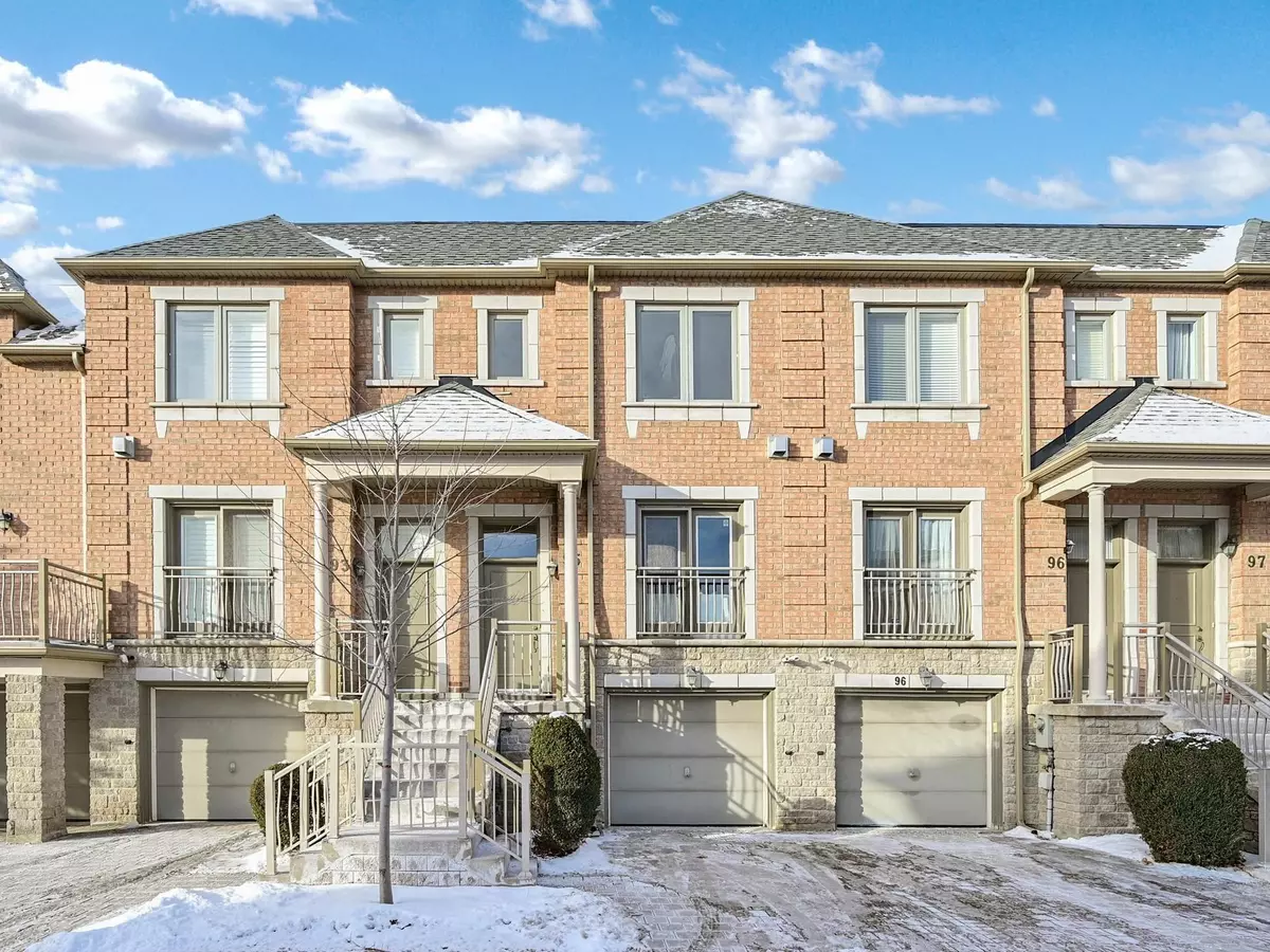 Richmond Hill, ON L4B 4V6,9133 Bayview AVE #95