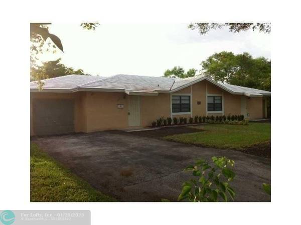 4390 Riverside Dr, Coral Springs, FL 33065