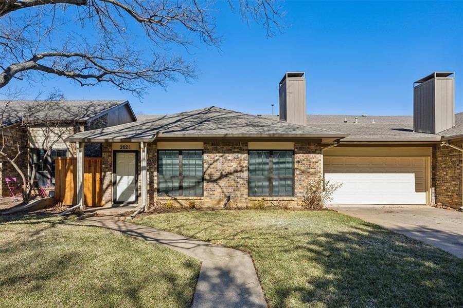 2021 Heatherbrook Drive, Grapevine, TX 76051