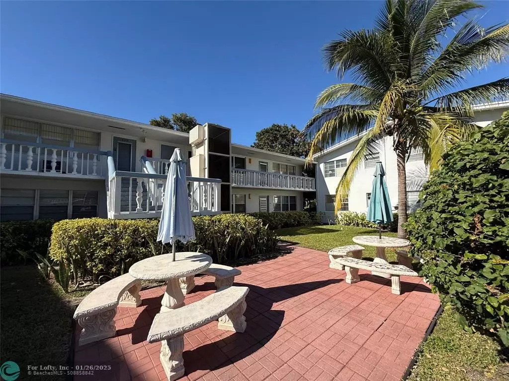 Deerfield Beach, FL 33442,644 Durham W  #644