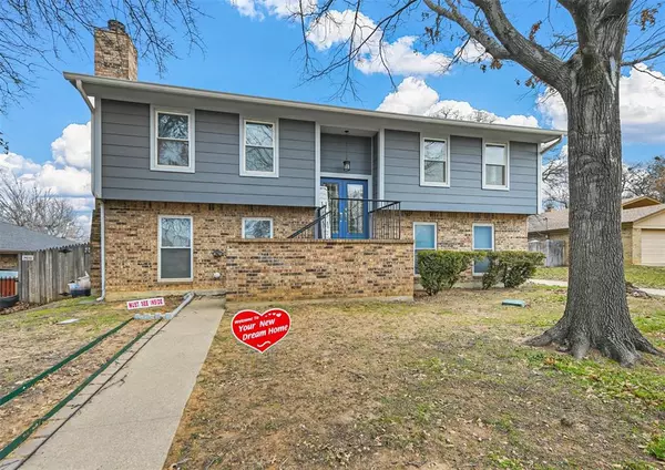 4609 Bayonne Court, Arlington, TX 76016