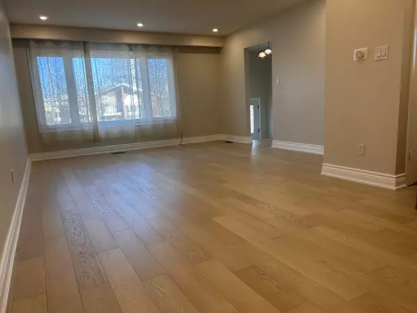 Mississauga, ON L5M 3H1,2558 Palisander AVE #Upper