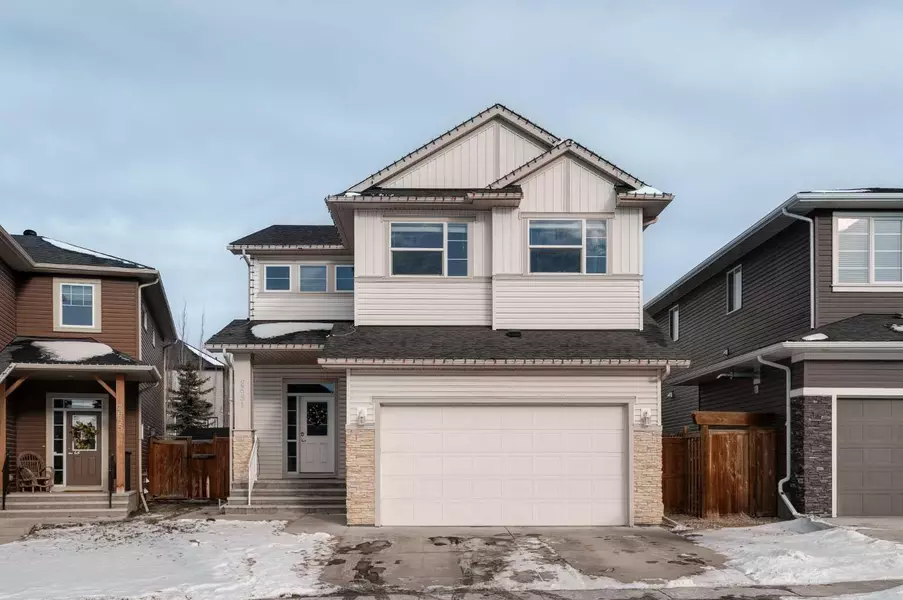 2651 Ravenslea GDNS Southeast, Airdrie, AB T4A 0T2