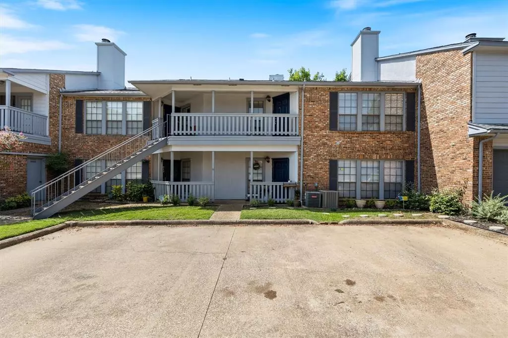 Plano, TX 75075,3101 Townbluff Drive #922