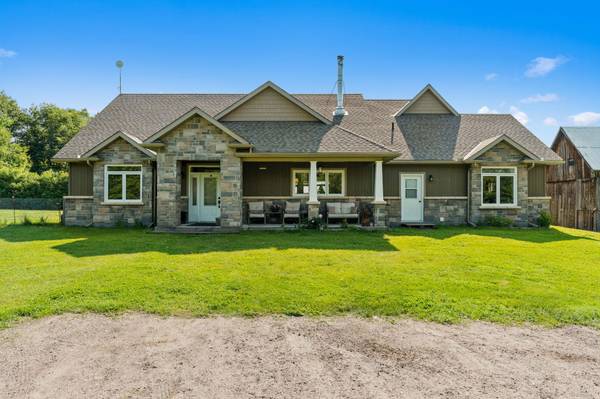 1448 Woito Station RD, Renfrew, ON K8A 6W6