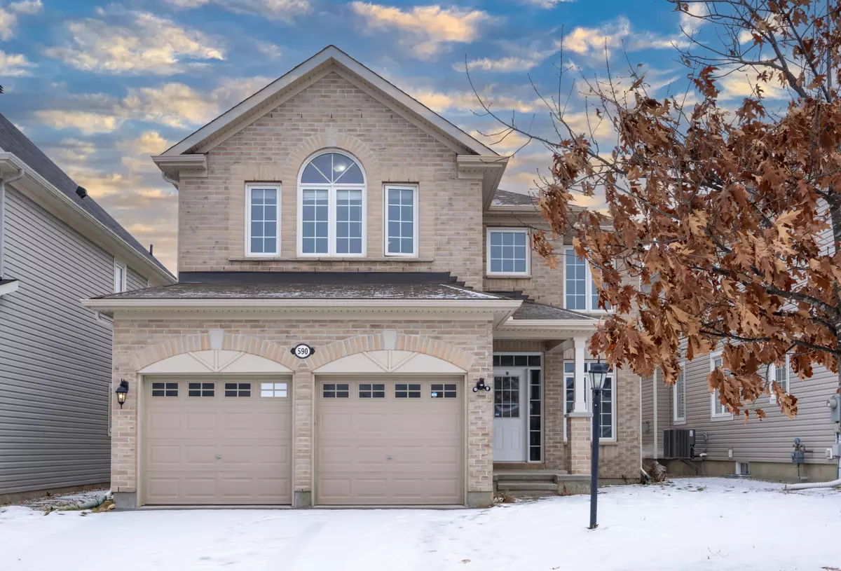 Barrhaven, ON K2J 5Y2,590 Pinawa CIR E