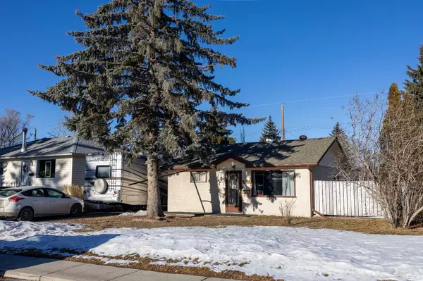 6428 33 AVE NW, Calgary, AB T3B 1L1