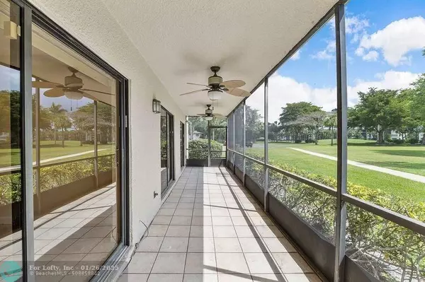 Deerfield Beach, FL 33442,195 Deer Creek Blvd  #803