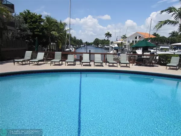 Pompano Beach, FL 33062,1421 S Ocean Blvd  #203