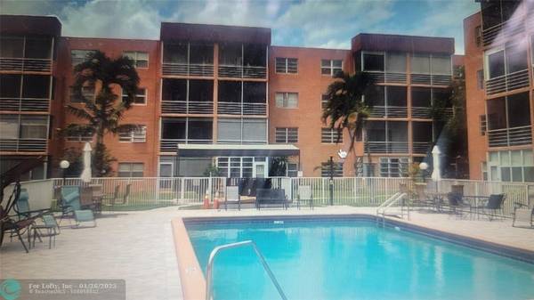 3048 E Sunrise Lakes Dr  #112, Fort Lauderdale, FL 33322