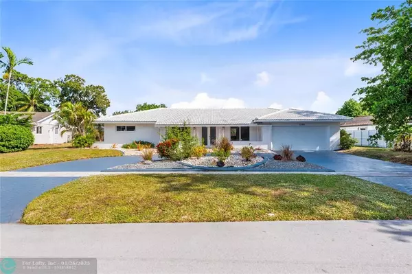 1350 SW 72nd Ave, Plantation, FL 33317