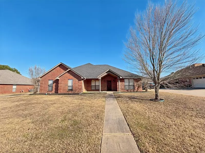 306 Meadowridge Circle, Texarkana, AR 71854