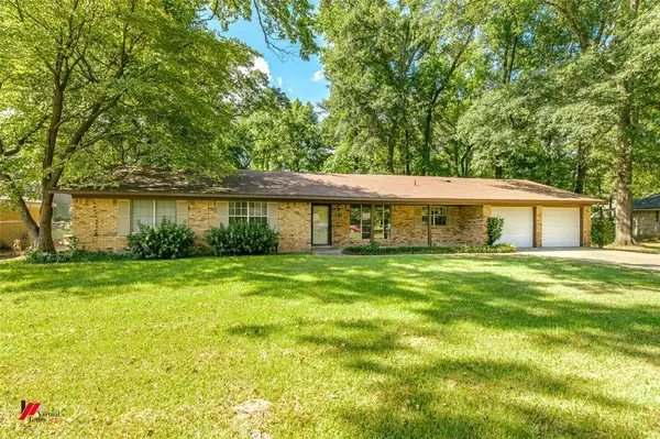 Haughton, LA 71037,8113 Dogwood Trail