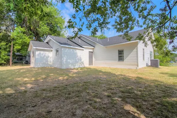 Bonham, TX 75418,501 Allen Avenue