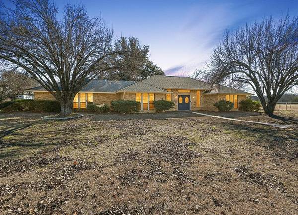 280 Johnson Lane, Ovilla, TX 75154