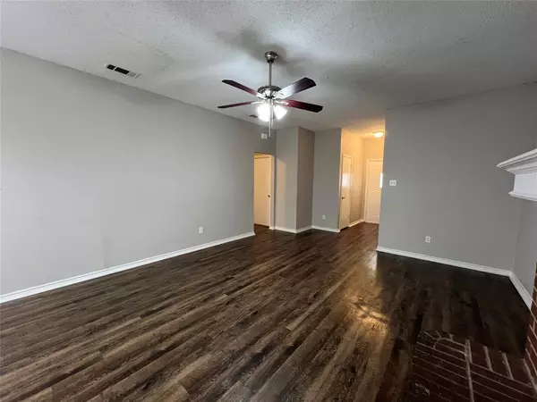 Fort Worth, TX 76179,5940 Heatherglen Terrace