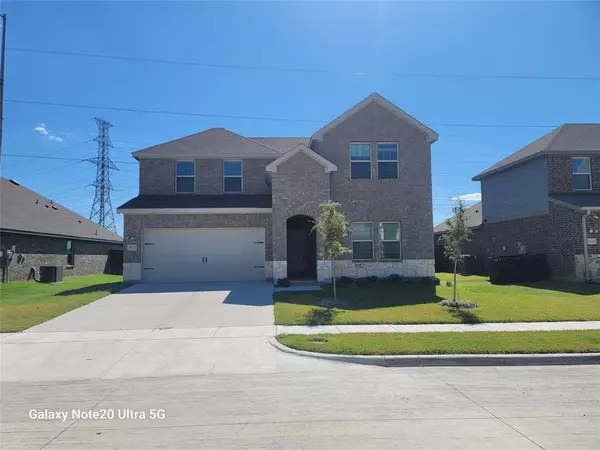 8352 GEORGE BROWN Drive, Garland, TX 75043