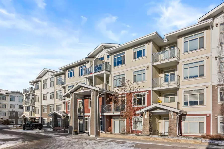 28 Auburn Bay Link SE #304, Calgary, AB T3M 1Z7