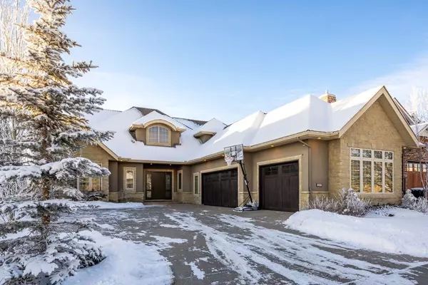 211 Aspen Ridge PL Southwest, Calgary, AB T3H 0J6