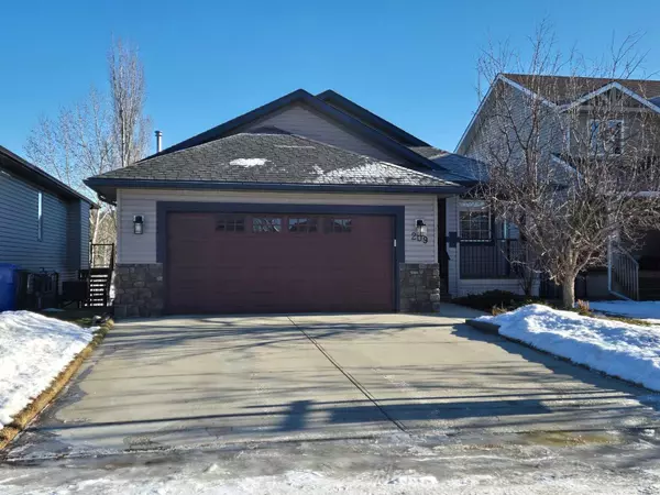 209 West Creek SPGS, Chestermere, AB T1X 1N7